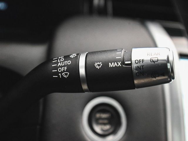 2022 Land Rover Discovery Sport SE - 22974626 - 25