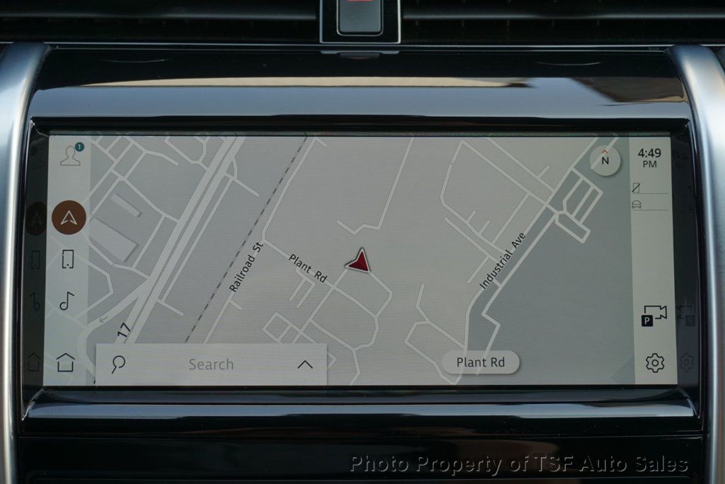 2022 Land Rover Discovery Sport SE R-Dynamic photo 22