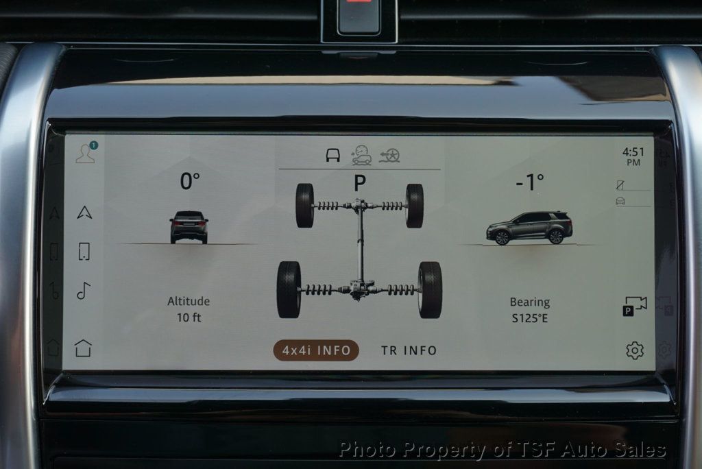 2022 Land Rover Discovery Sport SE R-Dynamic photo 25