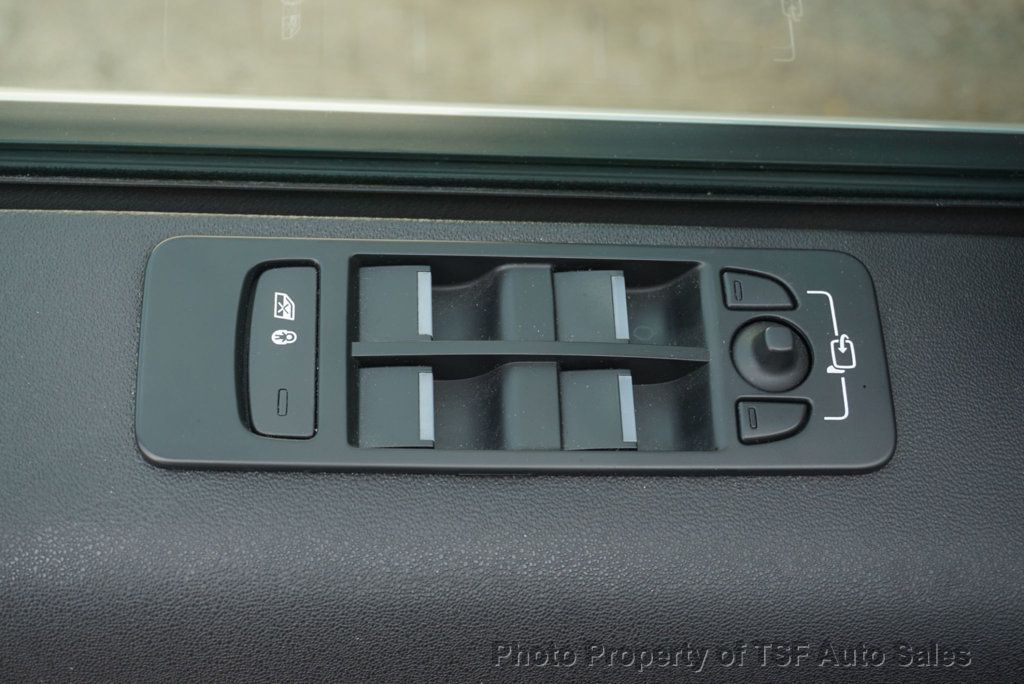 2022 Land Rover Discovery Sport SE R-Dynamic 4WD CARPLAY NAVI REAR CAMERA MERIDIAN SOUND LOADED! - 22862674 - 36