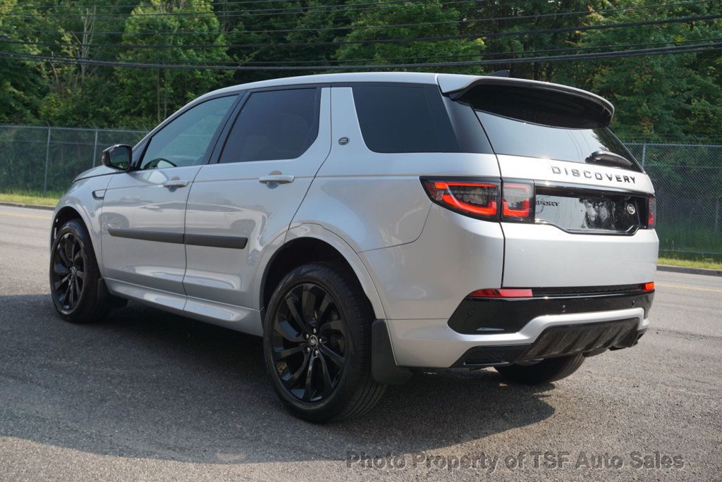 2022 Land Rover Discovery Sport SE R-Dynamic photo 5