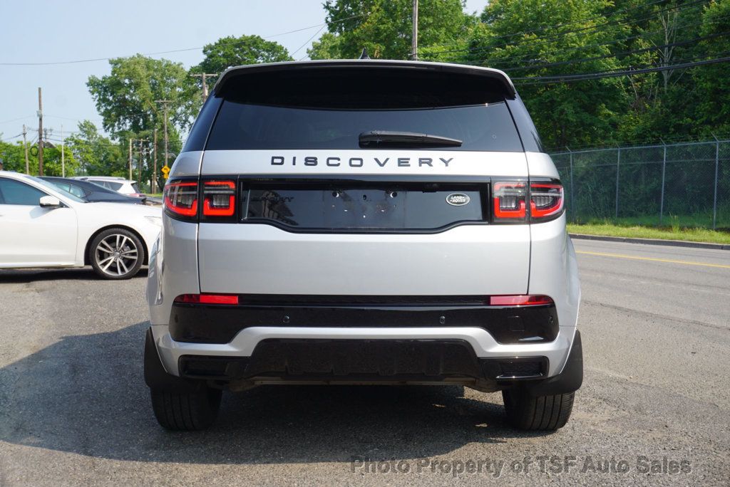 2022 Land Rover Discovery Sport SE R-Dynamic photo 6