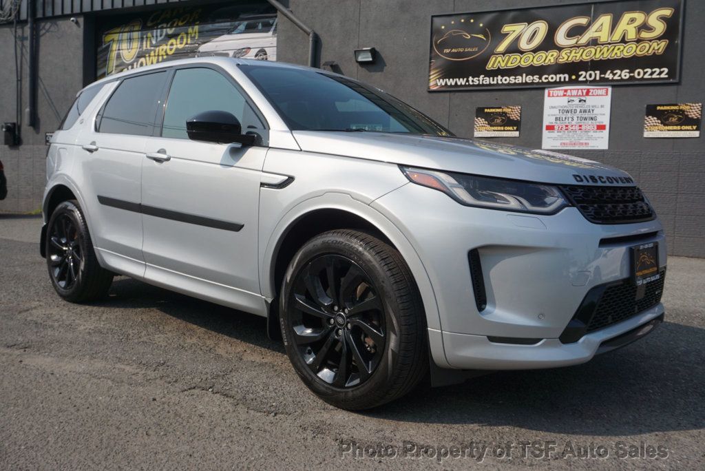 2022 Land Rover Discovery Sport SE R-Dynamic photo 9