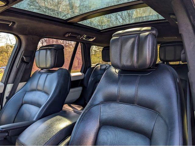 2022 Land Rover Range Rover Autobiography - 23015667 - 16