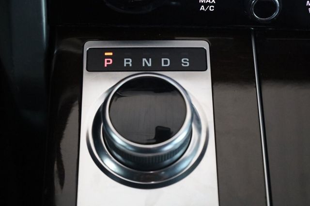 2022 Land Rover Range Rover Westminster - 23052835 - 47