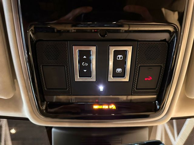 2022 Land Rover Range Rover Westminster/Htd&CldSeats/PanoRoof/SoftCloseDoors/12WayPowerSeats - 23026783 - 23