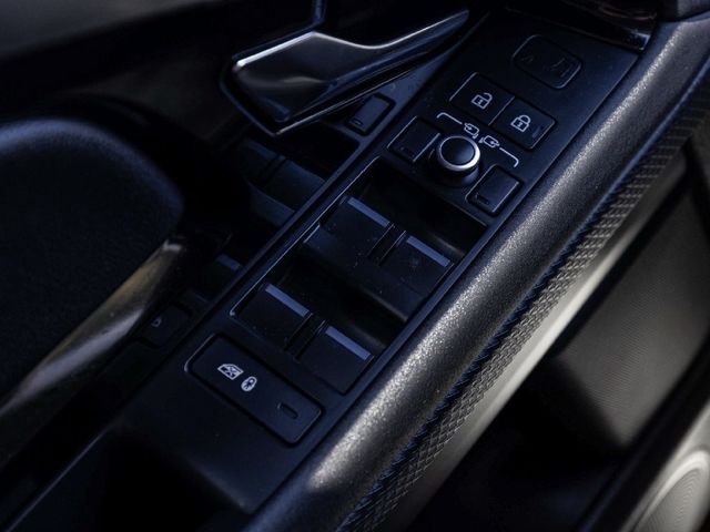 2022 Land Rover Range Rover Evoque S - 23077447 - 11