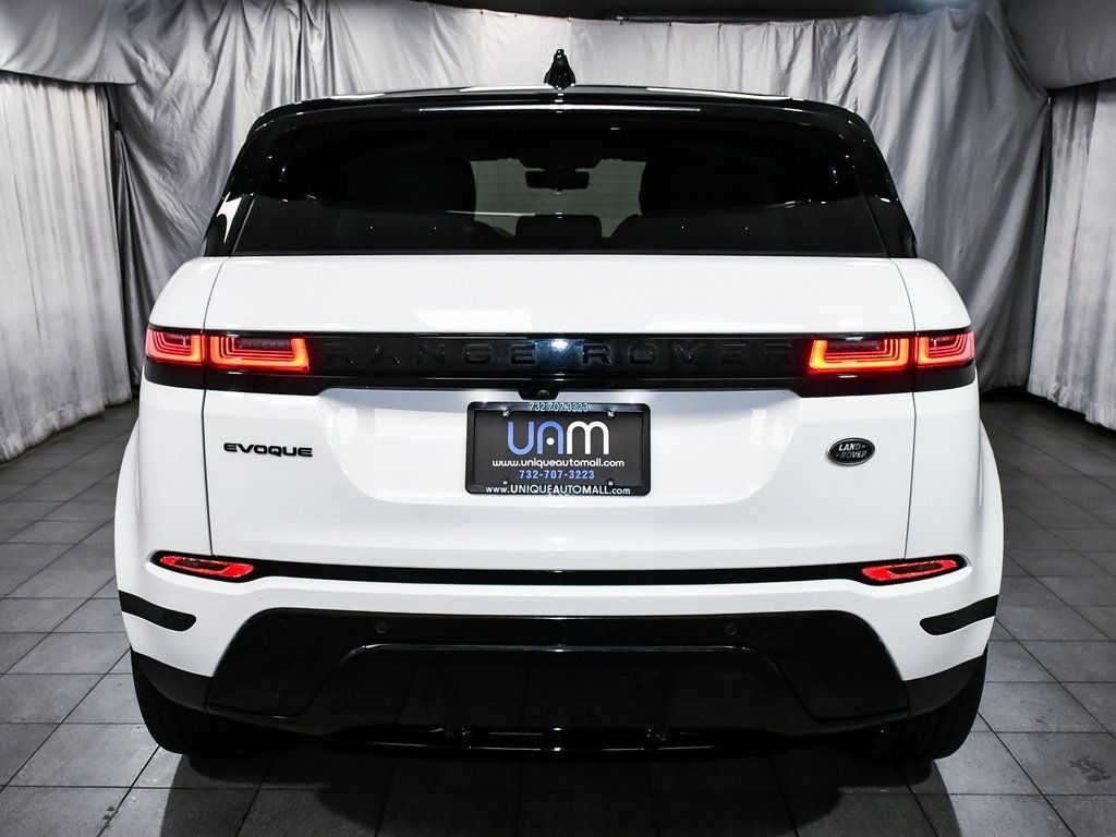 2022 Land Rover Range Rover Evoque SE photo 3