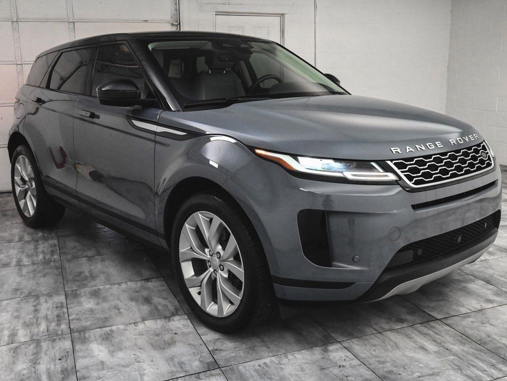2022 Land Rover Range Rover Evoque SE photo 3