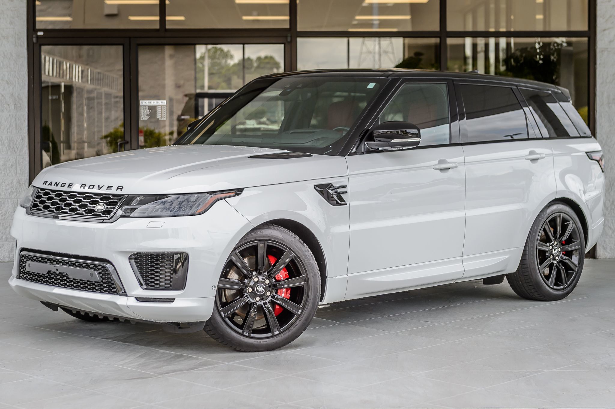 2022 Land Rover Range Rover Sport HSE Dynamic SuperCharged photo 2