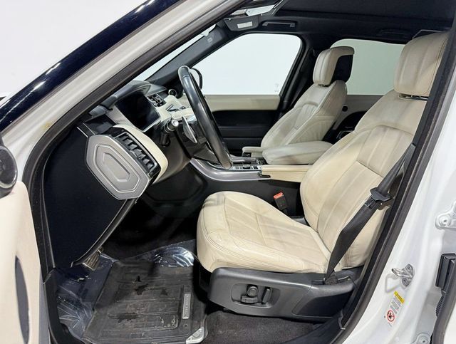 2022 Land Rover Range Rover Sport Turbo i6 MHEV HSE Silver Edition - 22959568 - 19