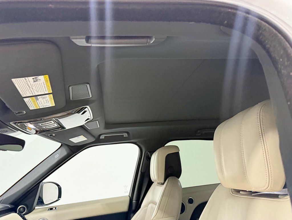 2022 Land Rover Range Rover Sport Turbo i6 MHEV HSE Silver Edition - 23017956 - 22