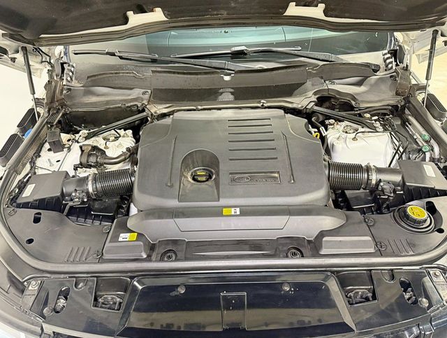 2022 Land Rover Range Rover Sport Turbo i6 MHEV HSE Silver Edition - 23017956 - 40