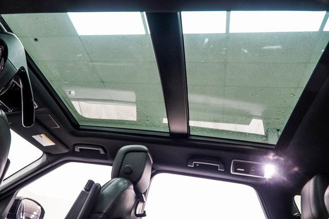 2022 Land Rover Range Rover Sport Turbo i6 MHEV HSE Silver Edition - 22994548 - 37