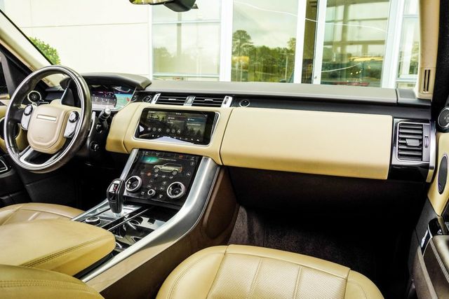 2022 Land Rover Range Rover Sport Turbo i6 MHEV HSE Silver Edition - 22983399 - 17