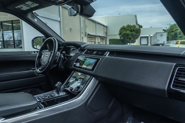 2022 Land Rover Range Rover Sport Turbo i6 MHEV HSE Silver Edition - 22878581 - 23
