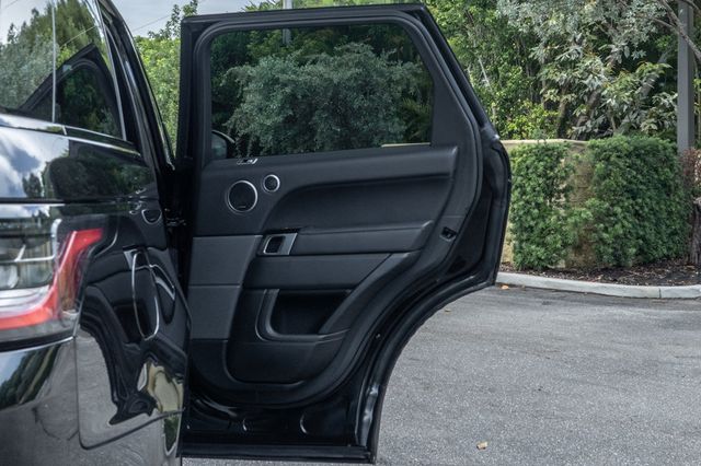 2022 Land Rover Range Rover Sport Turbo i6 MHEV HSE Silver Edition - 22878581 - 30