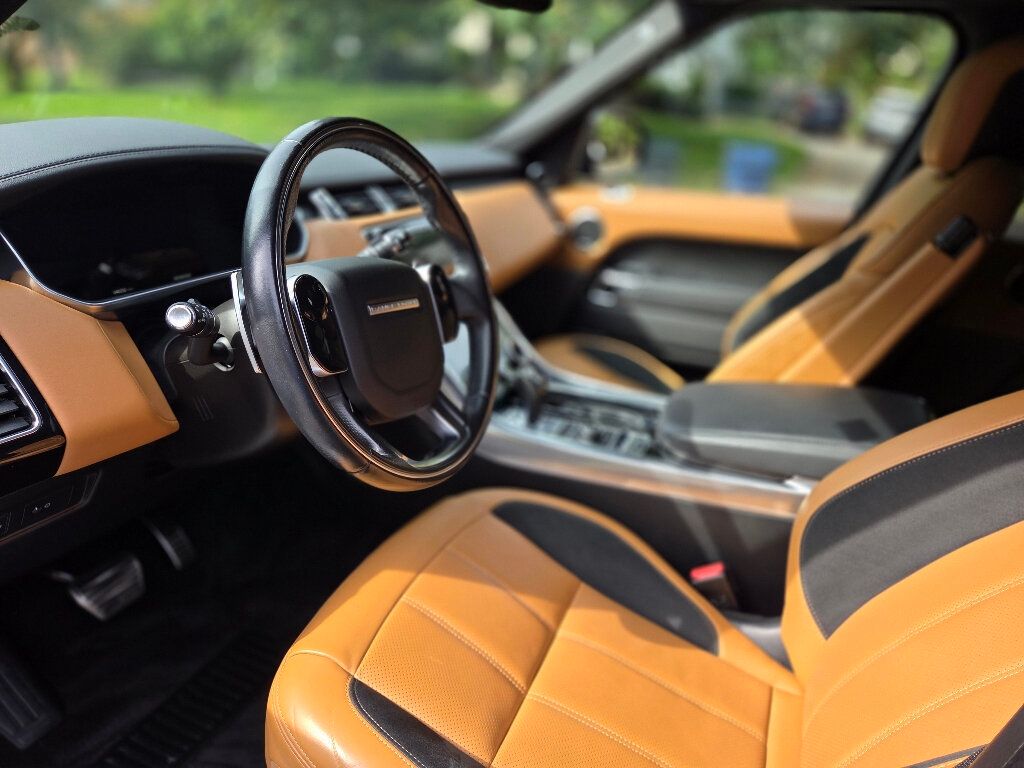 2022 Land Rover Range Rover Sport SuperCharged HSE Dynamic photo 9