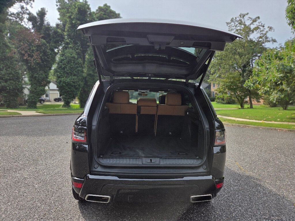 2022 Land Rover Range Rover Sport SuperCharged HSE Dynamic photo 18