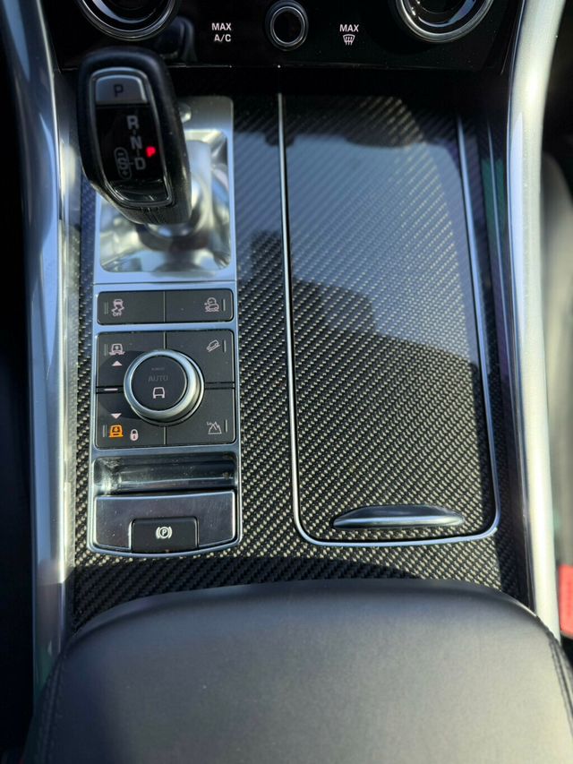 2022 Land Rover Range Rover Sport V8 Supercharged SVR - 23039197 - 16