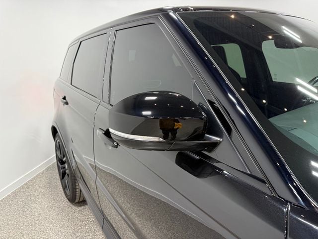 2022 Land Rover Range Rover Sport V8 Supercharged SVR - 22982892 - 9