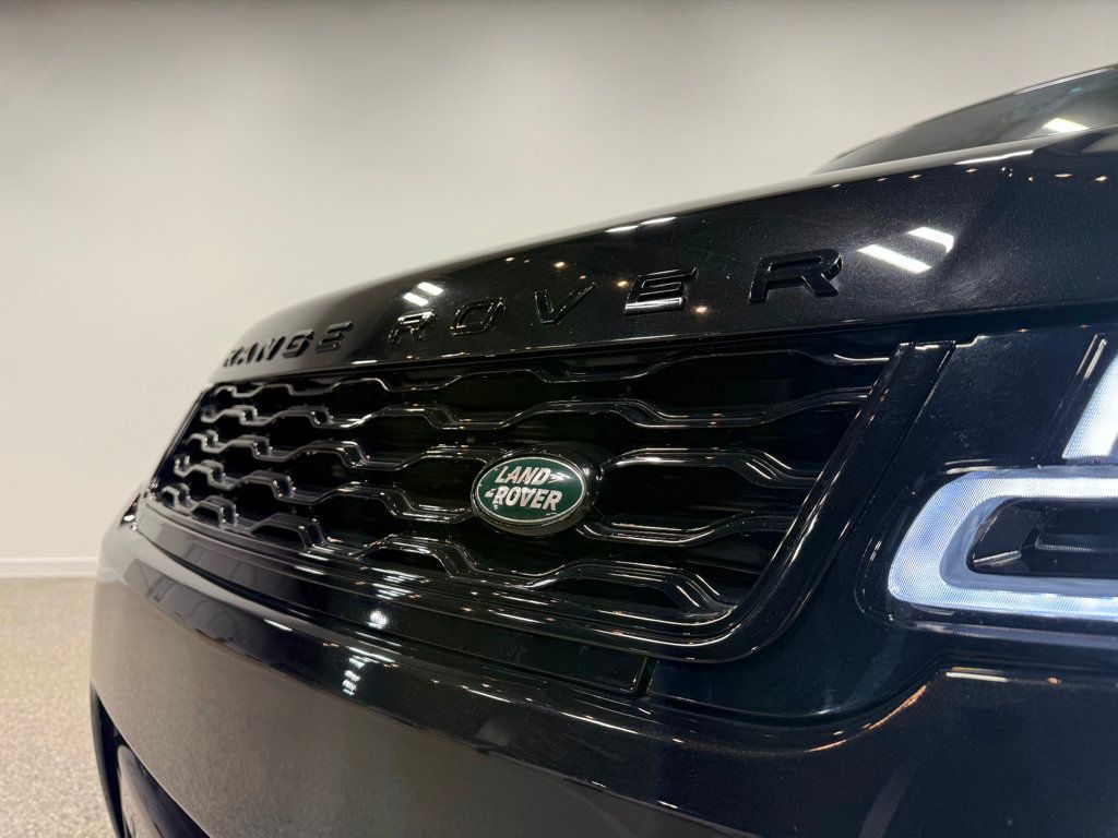 2022 Land Rover Range Rover Sport V8 Supercharged SVR - 22982892 - 25