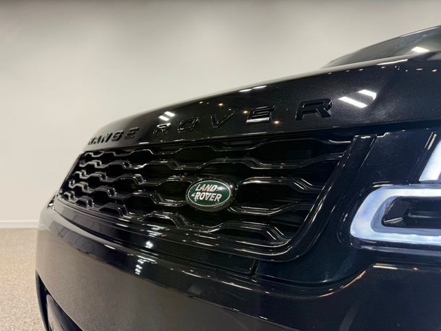 2022 Land Rover Range Rover Sport V8 Supercharged SVR - 22982892 - 25