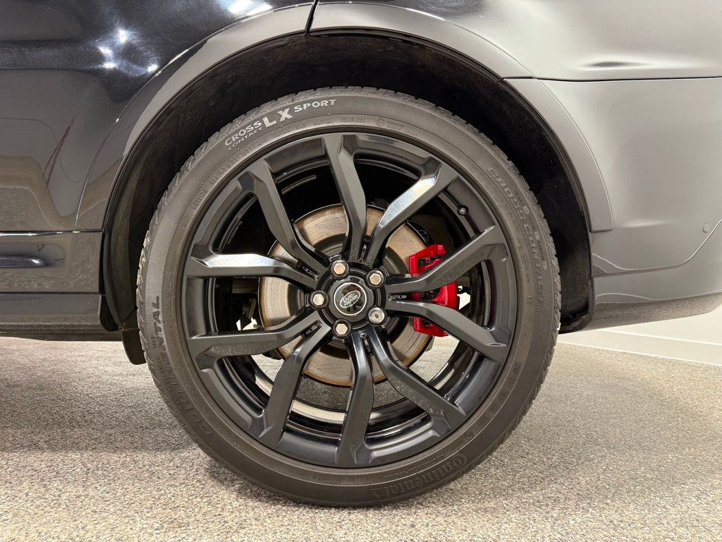 2022 Land Rover Range Rover Sport V8 Supercharged SVR - 22982892 - 28