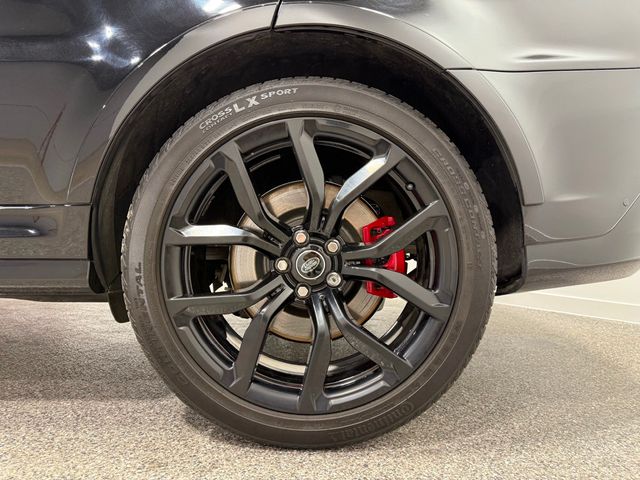 2022 Land Rover Range Rover Sport V8 Supercharged SVR - 22982892 - 28