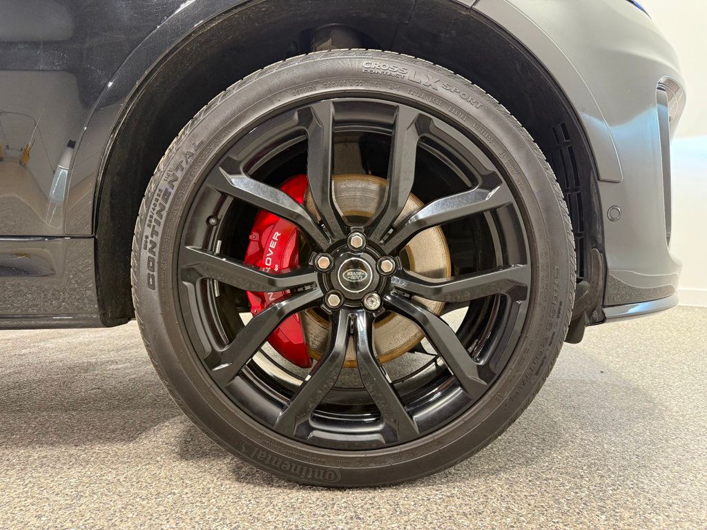 2022 Land Rover Range Rover Sport V8 Supercharged SVR - 22982892 - 30