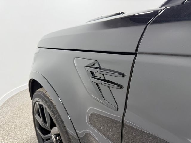 2022 Land Rover Range Rover Sport V8 Supercharged SVR - 22982892 - 31