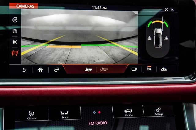 2022 Land Rover Range Rover Sport V8 Supercharged SVR - 22981497 - 26