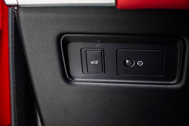 2022 Land Rover Range Rover Sport V8 Supercharged SVR - 22981497 - 32