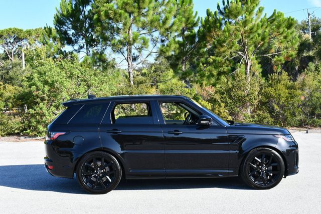 2022 Land Rover Range Rover Sport V8 Supercharged SVR SUV - 23041050 - 32