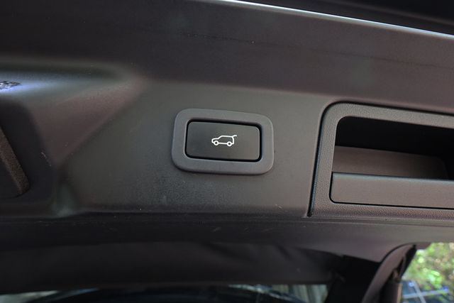 2022 Land Rover Range Rover Velar P250 R-Dynamic S - 23084143 - 34