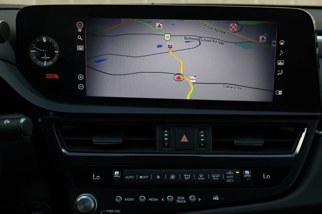 2022 Lexus ES ES 300h F SPORT FWD - 23002218 - 46