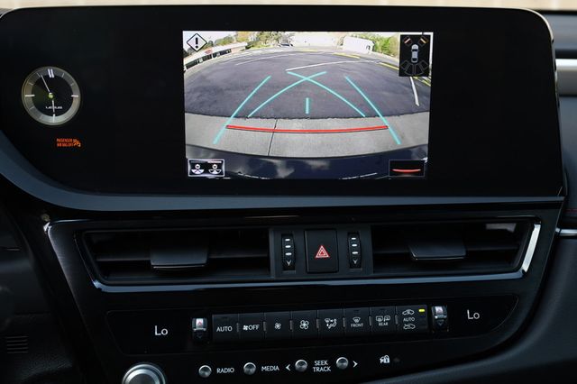 2022 Lexus ES ES 300h F SPORT FWD - 23002218 - 48