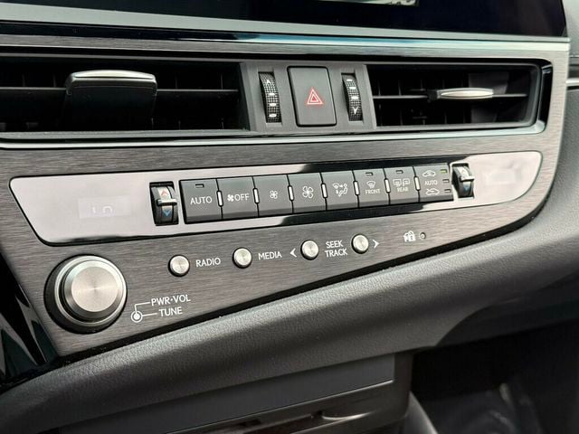 2022 Lexus ES ES 300h FWD - 23084120 - 26