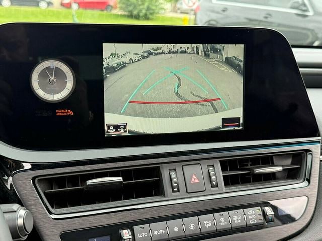 2022 Lexus ES ES 300h FWD - 23084120 - 2