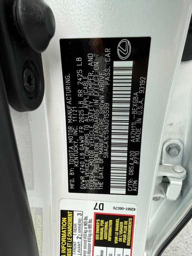 2022 Lexus ES ES 300h FWD - 23084120 - 32