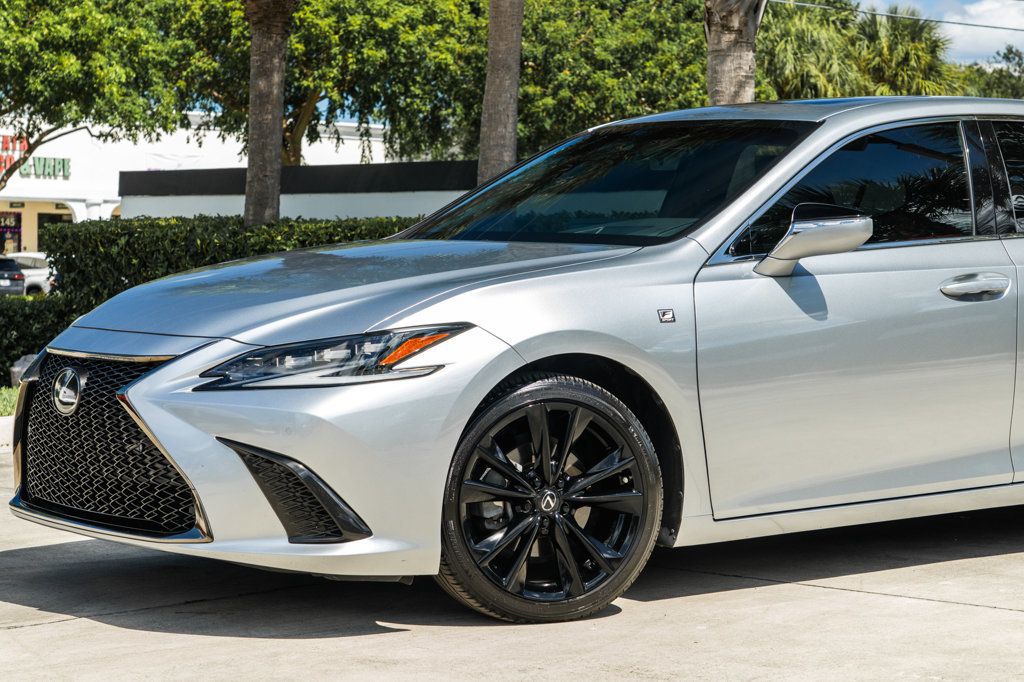 2022 Lexus ES 350 F SPORT photo 2