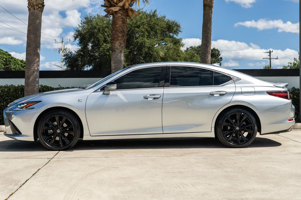 2022 Lexus ES 350 F SPORT photo 3
