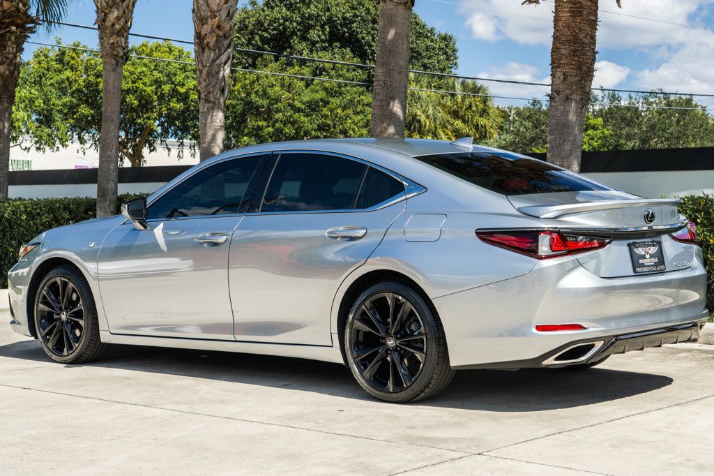 2022 Lexus ES 350 F SPORT photo 4