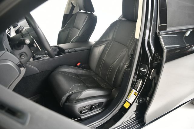 2022 Lexus ES ES 350 Ultra Luxury FWD - 22973925 - 31