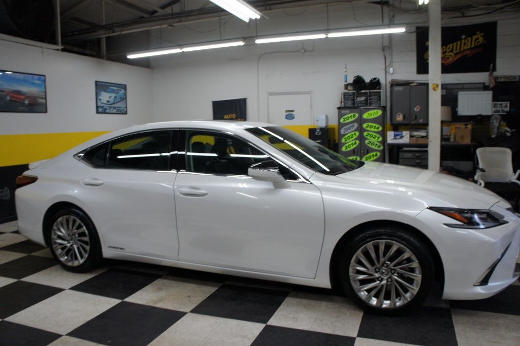 2022 Lexus ES Ultra Luxury - 22347137 - 11