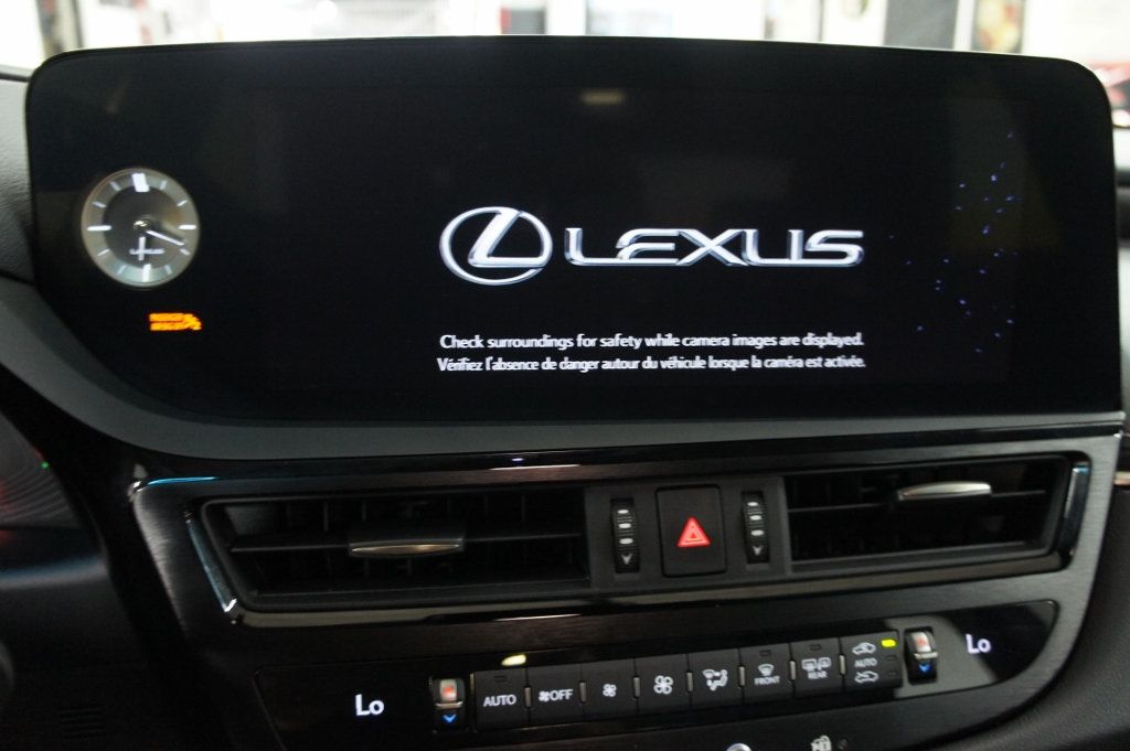 2022 Lexus ES Ultra Luxury - 22347137 - 24