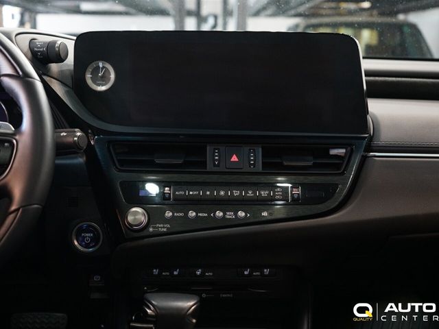 2022 Lexus ES 300h  - 23059033 - 18