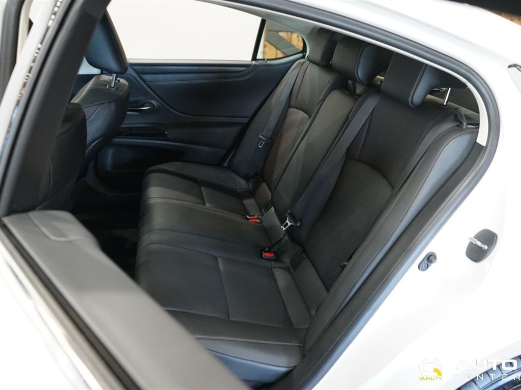 2022 Lexus ES 300h  - 23059033 - 28