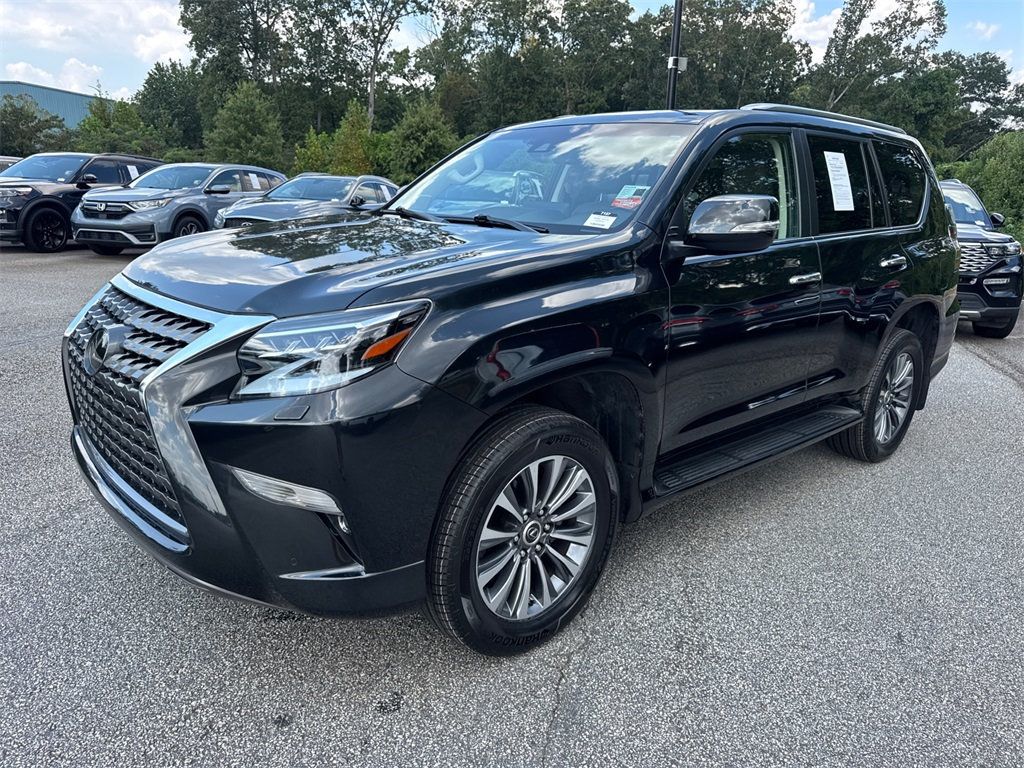2022 Lexus GX 460 Luxury photo 3