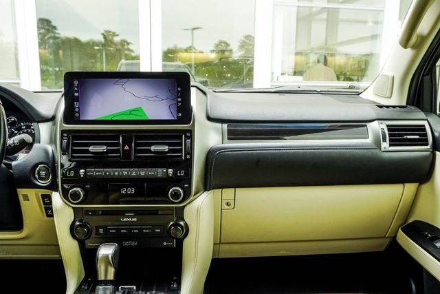 2022 Lexus GX GX 460 Premium 4WD - 22985120 - 17